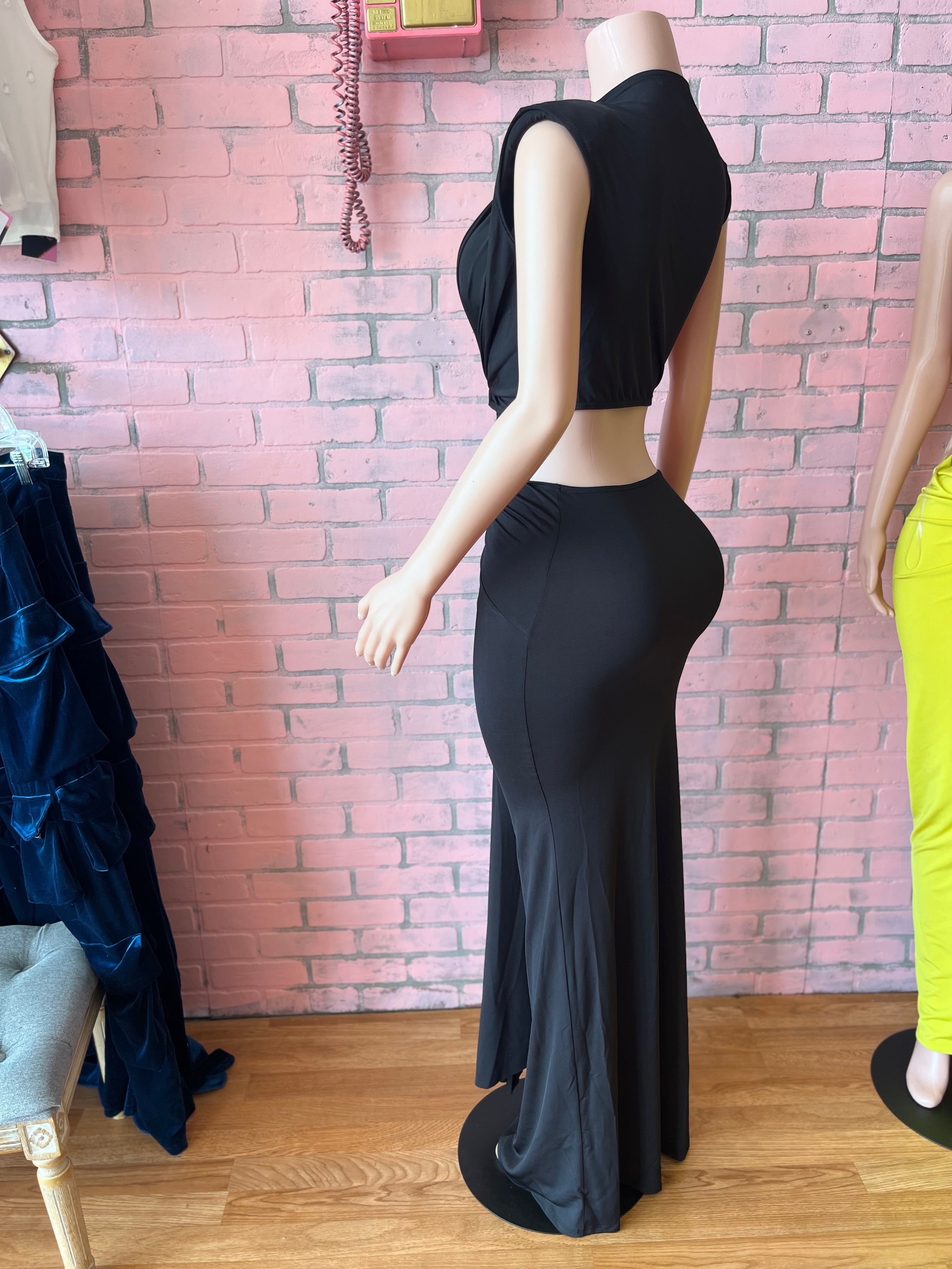 Black essence dress
