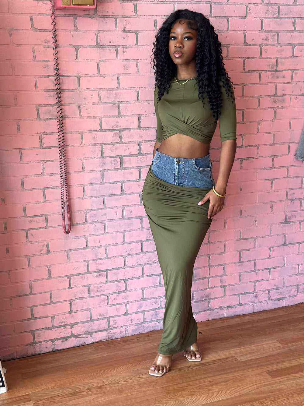 Draped in hunter set