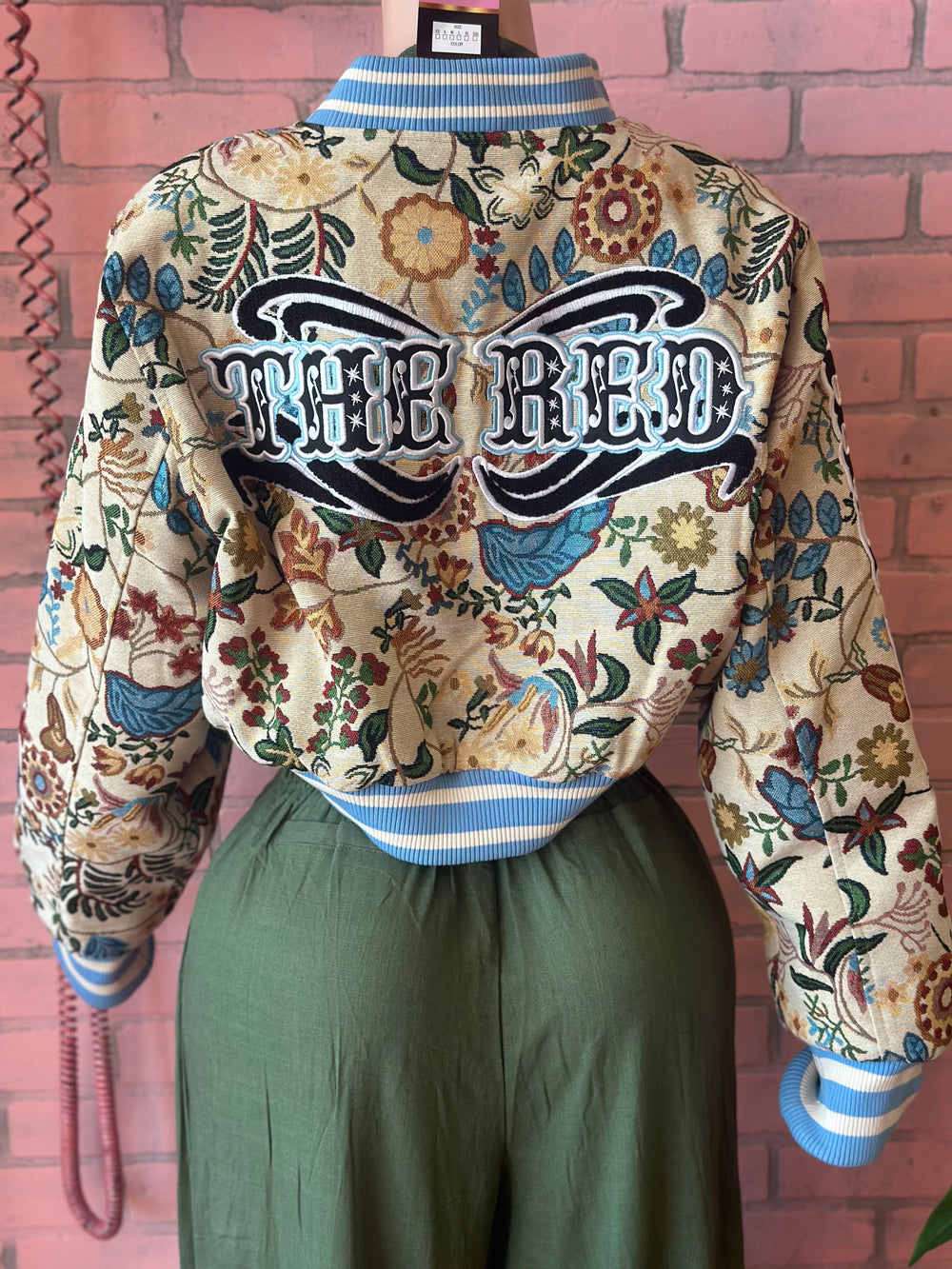 floral tapestry jacket Luxe